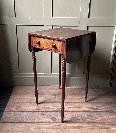 Vernacular oak tripod table